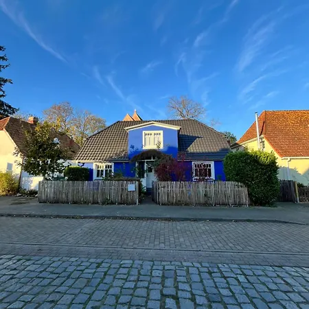 Blue House Ruegen Apartment *